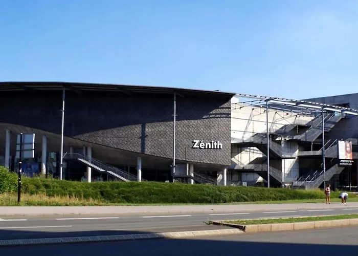 Hypercentre - Equipped Apartment