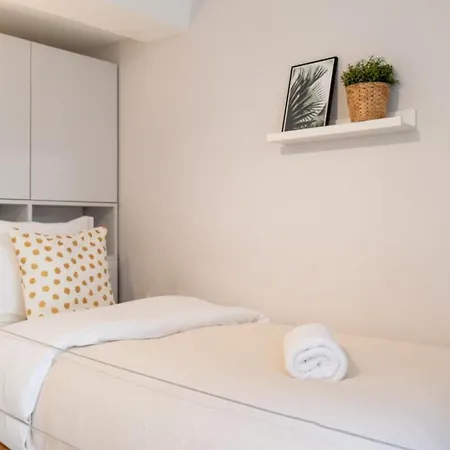 Hypercentre Gares - Joli équipé *